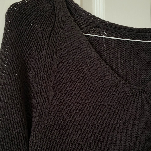 H&M V neck Sweater - Black - Picture 2 of 2